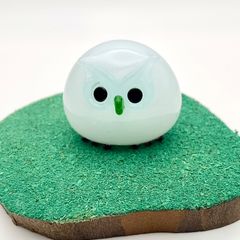白ふくろう　オブジェ　くちばし緑