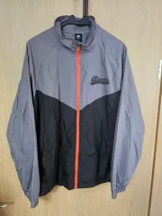 2025年最新】ジャイアンツ ウィンドブレーカーの人気アイテム - メルカリ