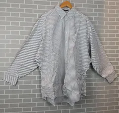 M1-00532【Mens】TOMMY HILFIGER(トミーヒルフィガー）長袖 シャツ (4XL相当）/白・青 ストライプ 全体的に黄ばみ有 ロゴ近く、右肩、表裾近くに汚れ有 U-4