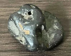 隕石 運気回転　輪廻　龍彫刻宇宙パワー 不思議の石鉄隕石　アンティーク　縁起物 隕石 運気回転 輪廻 龍彫刻宇宙パワー 不思議の石鉄隕石