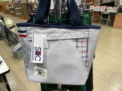 Item thumbnail for item 25baf848-2337-495c-aa4f-7ce30656d475