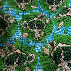 アフリカ布　2ヤード　アフリカンファブリック　アフリカンプリント　アンカラ　カンガ　パーニュ　キテンゲ　生地　布　アフリカ　アフリカン　はぎれ　ハギレ　ハンドメイド　手芸　素材　コットン　カバー　水色　きみどり　果実　①