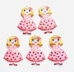 プリンセス（金髪女の子）アイロンワッペン5点セット　幼稚園　保育園　小学校　ハンドメイド　手芸　スパンコール　入園グッズ　スモック