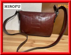 HIROFU　ヒロフ　バッグ　ショルダーバッグ　レザーバッグ　特大ロゴタイプ