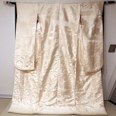 白無垢 孔雀とバラ 緞子生地絹B - メルカリ