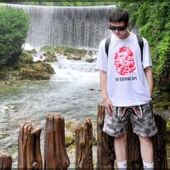 A BATHING APE レタープリント半袖Tシャツ 男女兼用
