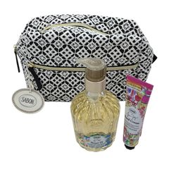 186001　タグ付きポーチ付き☆　新品未使用★　SABON サボン　シャワーオイル＆ハンドクリームセット
