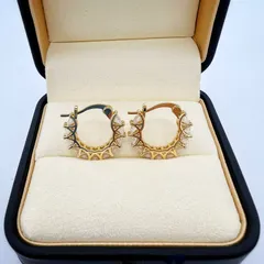 G043 ピアス　プープ　K18　ゴールド　高級　プレゼント　ダイヤモンド　上品