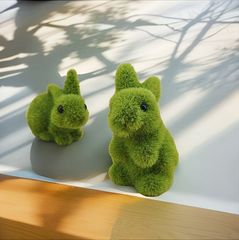 置物 オブジェ ガーデンオーナメント 2匹のウサギ うさぎ ラビット 緑 芝生風 屋外 屋内 室内 インテリア 玄関 リビング ダイニング 装飾