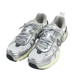NIKE (ナイキ) V2K RUN♡26センチ♡新品未使用 NIKE / V2K RUN（26～28.5cm）（スニーカー）｜NIKE（ナイキ）の