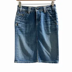 YANUK ヤヌーク デニム　スカート　ダメージ加工 YANUK ヤヌーク デニム スカート ダメージ加工 SUMMER to AUTUMN