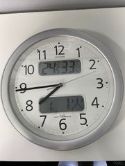 CITIZEN シチズン 電波掛け時計 4FYA01-0