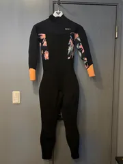 ロキシーウェットスーツ2.5 / 2MMフルスーツMサイズRWT231709 ROXY ロキシーウェットスーツ2.5 / 2MM フルスーツレディース