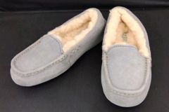 【未使用】 UGG ファー モカシンシューズ ライトグレー 22cm USA5 アグ