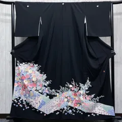 色無地着物　毎田仁郎落款　やまと誂え 色無地着物 毎田仁郎落款 やまと誂え 着物・浴衣