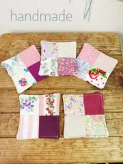 ハンドメイド　パッチワーク　コースター５枚セット　ピンク