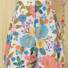 大人用Mサイズ 派手カワ ハーフ丈 大柄 花キュロットスカート popのサムネイル