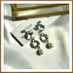 No. 888   淡水パールイヤリング　パールのイヤリング　天然パールピアス　ホワイトのパールピアス　ホワイトのパールイヤリング