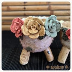 ＊＊完売＊＊    No.33-1 ❁韓国より直輸入❁ 中鉢 1点2000円＊組合せ自由＊2点目より送料一律700円＊高級＊韓国鉢＊作家＊一点物 オリジナル作品＊多肉植物＊プレゼントにもぜひ＊