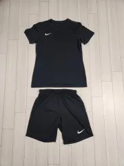 NIKE（ナイキ）ドライフィット トレーニングウェア 上下セット ブラック（ほぼ新品）