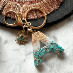 Sea gem☆レジンイニシャルキーホルダー　A