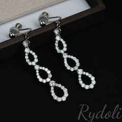 PT950 2.65ct オーダーメイドダイヤイヤリング/ピアス ラボグロウンダイヤモンド 華やかで上品な輝き ダイヤイヤリング  誕生日記念日プレゼント 上品ダイヤピアス クラシックで華やかなピアス/イヤリング プラチナ製の高級感あふれるイヤリング