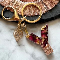 antique rose♡レジンイニシャルキーホルダー　Y