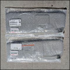 トヨタ純正新品ハイラックスサーフ185系ブレーキシュー 04495-35151