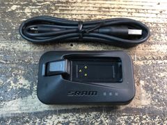 JE674 スラム SRAM eTap バッテリーチャージャー 充電器