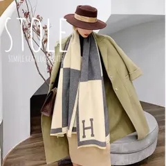 大判マフラーストール シンプル英字ロゴ柄 グレー