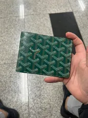 2024年最新】goyard vansの人気アイテム - メルカリ