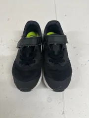 送料込み☆NIKE ナイキ　 スニーカー 黒　キッズ　サイズ18.0 p　#61215mi658