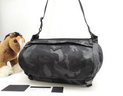 PRADA Christophe Chemin 総柄リュック - メルカリ