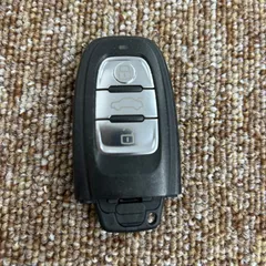 ☆希少☆スマートキー 3ボタン アウディ A8 A6 A5 A4等  8T0 959 754のサムネイル