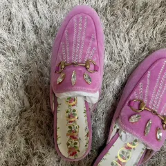 GUCCI(グッチ) 正規品 ピンク ミュール 新品:)