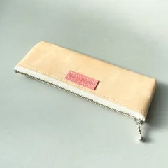【☆】イタリアンレザー　ペンケース　春色　ベージュ②　マヤベリー　(出品番号42)