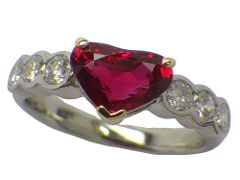 タイ産ルビー ダイヤモンドリング Pt900 4.7g 10号 GIA鑑別書付き　Jewelry Thailand Ruby1.37ct Dia0.53ct Ring