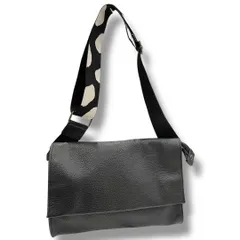 イアパピヨネ　ear PAPILLONNER ダルメシアンボディバッグ ear PAPILLONNER 毎日使える ダルメシアン2WAYBAG BOOK M size