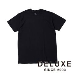 【DELUXE/デラックス】DELUXE × FRUIT OF THE ROOM / PACK TEE  - BLACK / 24SD2643【送料無料】