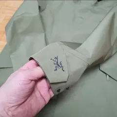 2025年最新】ARC'TERYX レディース ロングコートの人気アイテム