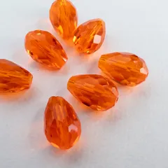 ＊18粒＊ ガラスビーズ ティアドロップ 縦穴 貫通 11x8mm レッドオレンジ bz027s