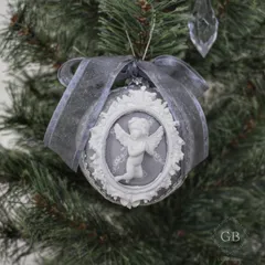 オーナメント　ボール　クリスマス　ツリー　飾り　装飾　フレンチシック　シャビーシック　フレンチシャビー　フレンチ調　おしゃれ　アロマストーン　石膏　グレー　ホワイト　白　タッセル　リボン　エレガント　エンジェル　天使　ディスプレイ　イルミネーション　12月