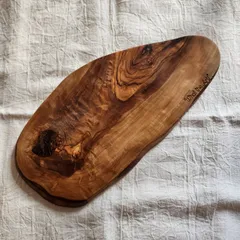 エルメス　木製　皿　ウッドプレート　オリーブ　おまけ付き　22cm 希少　レア エルメス 木製 皿 ウッドプレート オリーブ おまけ付き 22cm