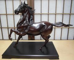 昭和レトロ ハイセイコー馬の置物 オブジェ 鋳鉄製 - メルカリ
