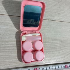 キャラクター付き　コンタクトケース　整理番号Z8