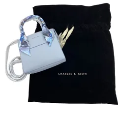186000 新品未使用 Charles & Keith チャールズアンドキース スカーフフラップド トップ ハンドルバッグ ライトブルー