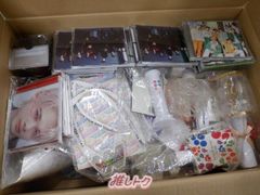 【訳あり】 ■ アイドル 箱入りグッズセット