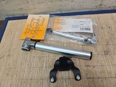 ■ OSTRICH オーストリッチ エンド金具(未使用,100mm) + LANDCAST ミニポンプ(仏式) 同梱発送承中!! T-774