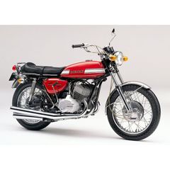 絵画風 壁紙ポスター (はがせるシール式) カワサキ 500-SS H1 マッハ3 赤 1970年 伝説のバイク キャラクロ K5SS-013A1 (A1版 830mm×585mm) ＜日本製＞ ウォールステッカー お風呂ポスター