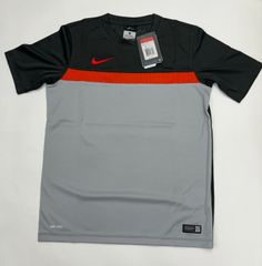 ナイキジュニアポリエステル Tシャツ160新品グレーオレンジ